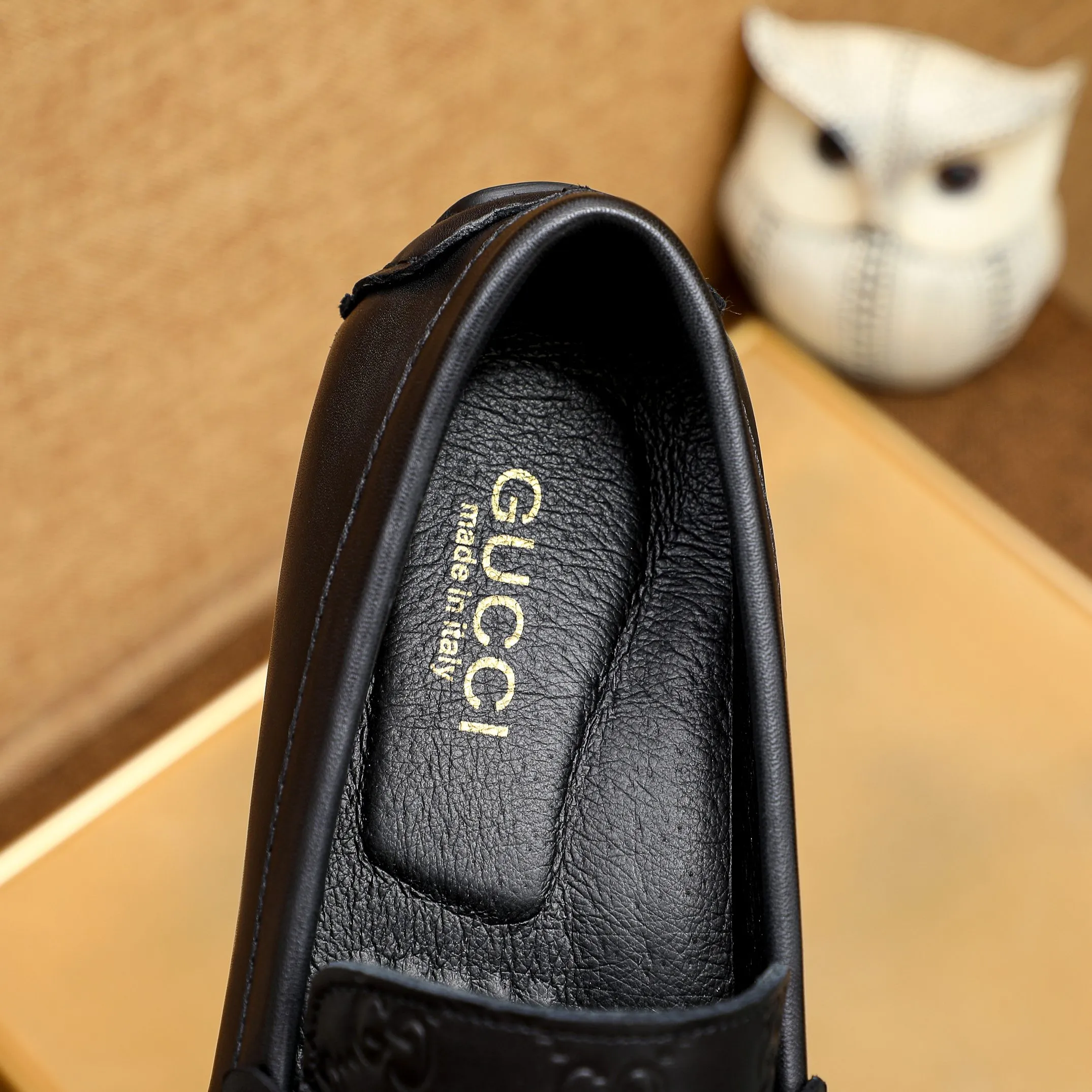 Factory price 380🕷🕷[GUCCI] Gucci's new men's fashion casual slip-on shoes🇨🇳Official website original 1:1 mold opening💯The first layer is made of Italian cowhide🎋🐷Leather lining, original quality, fine workmanship☘Rubber wear-resistant and non-slip outsole, comfortable to wear🌴High-end atmosphere, versatile style, worth owning🍉 Black optional! Code number 38-44 (45.46.47. Can be customized)